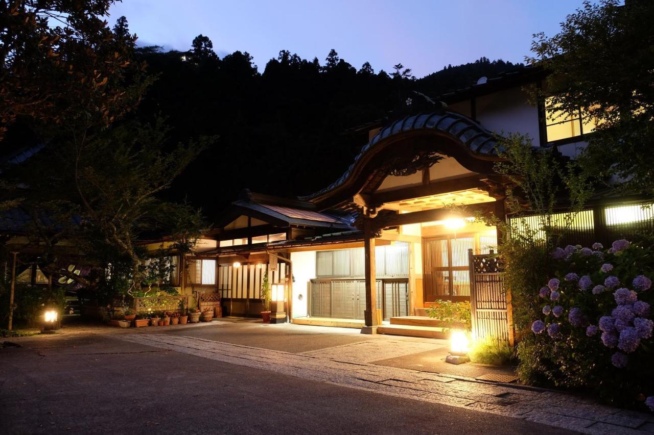 Temple Lodging Shukubo Kakurinbo Minobu Exteriér fotografie